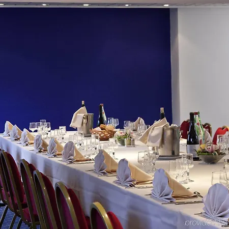 Assevillers Hotel Отель