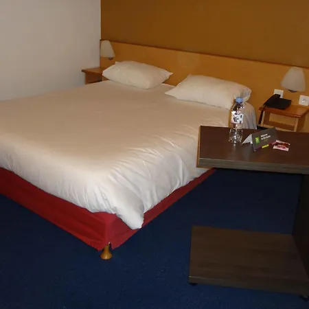 Assevillers Hotel 3*